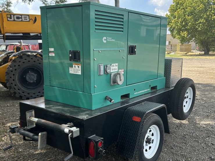 #203-•-cummings-power-diesel-generator-25kw-image-5