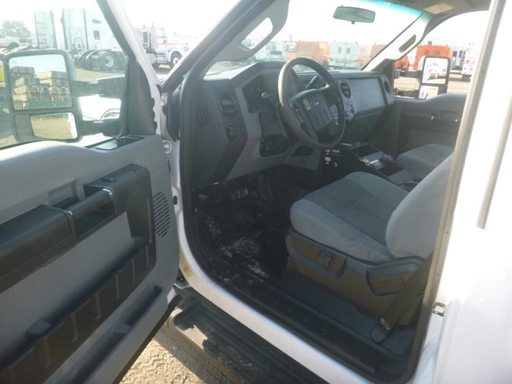 2015-ford-f350-image-9