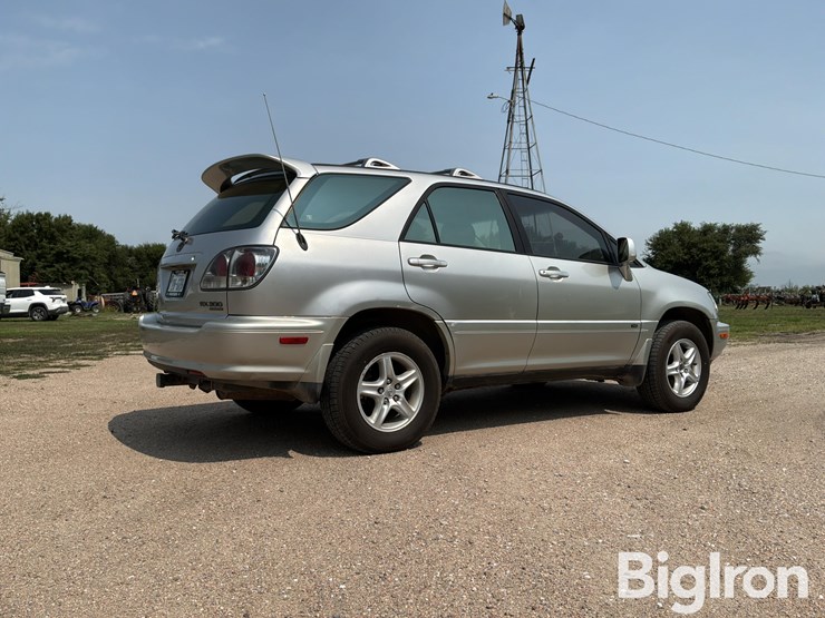 2001-lexus-rx300-image-5