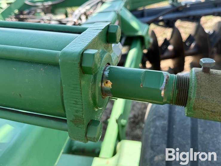 john-deere-637-image-15