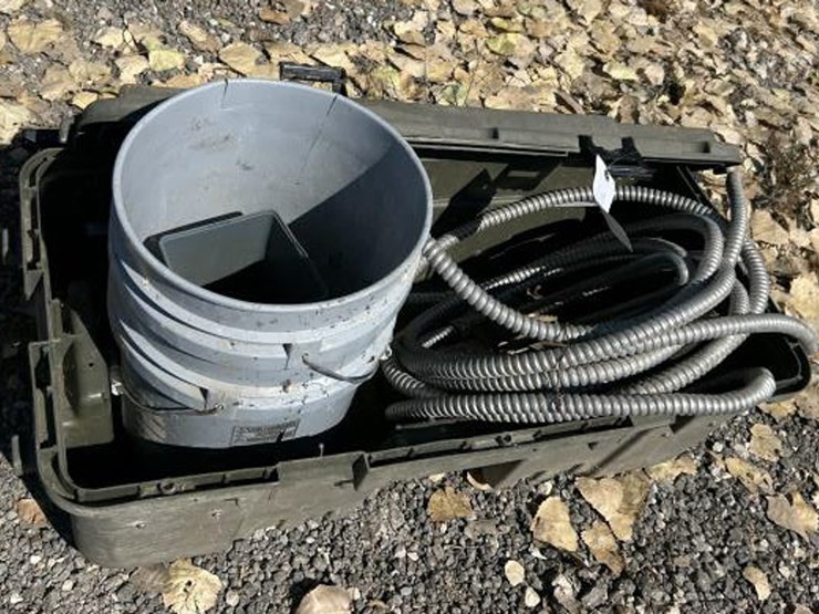 #84-•-tote-w/-(2)-5-gallon-buckets-&-metal-conduit-image-1