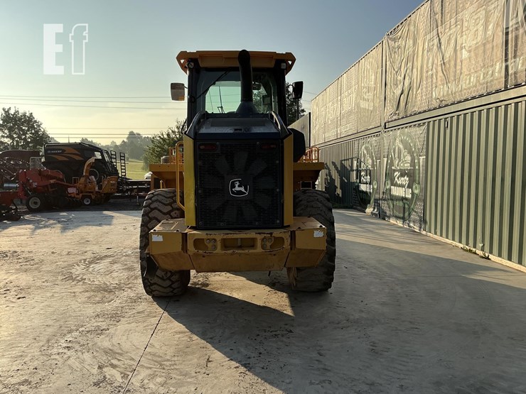 2019-deere-524l-image-3