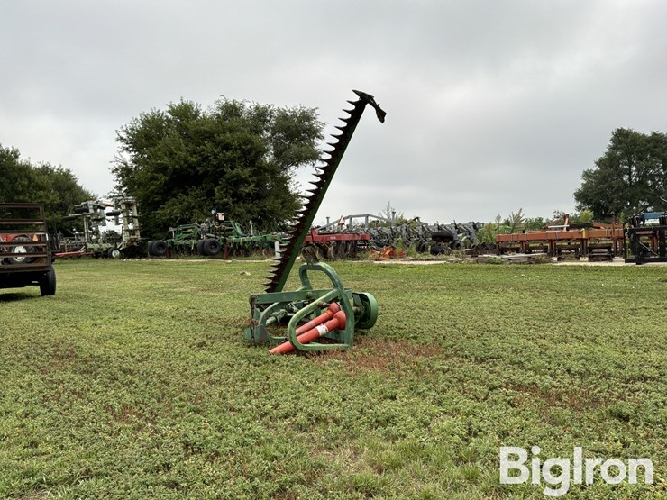 john-deere-350-image-1