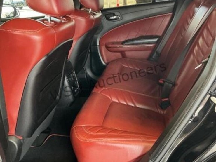 2021-dodge-charger-srt-hellcat-sdn-image-26