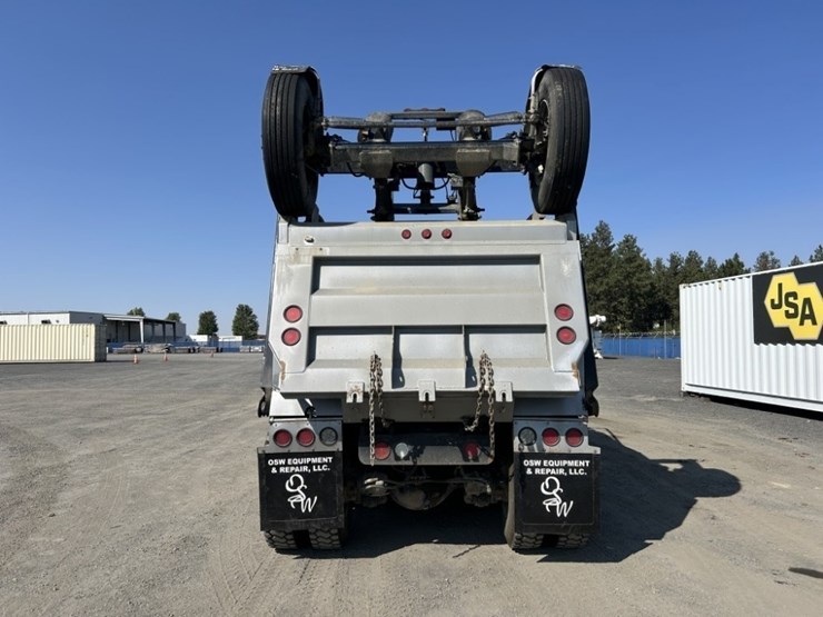 2015-western-star-4900sb-image-4