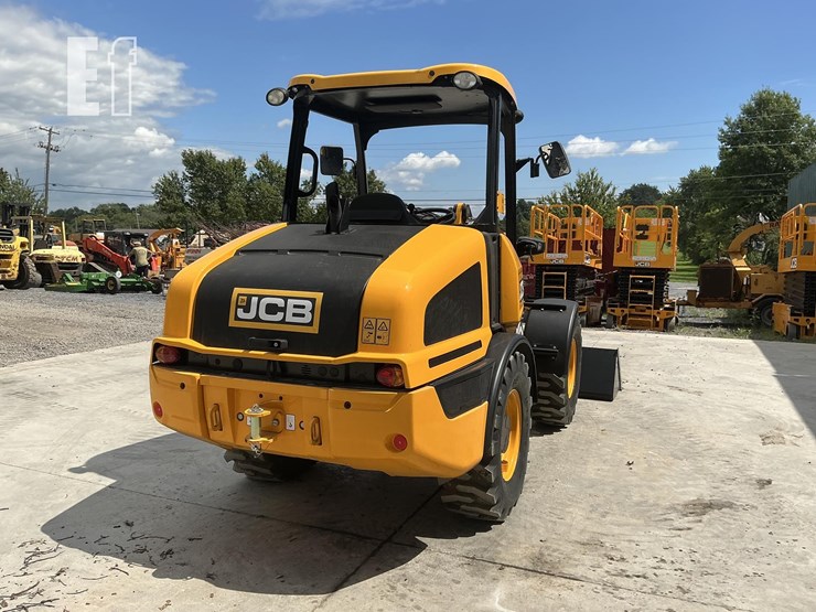2024-jcb-407-image-4