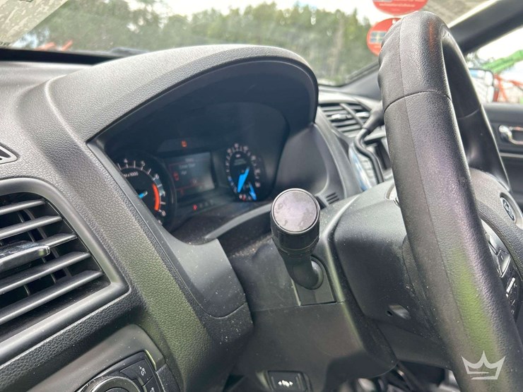 2018-ford-explorer-image-14