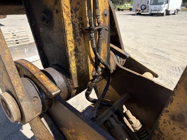 2003-caterpillar-315c-image-15