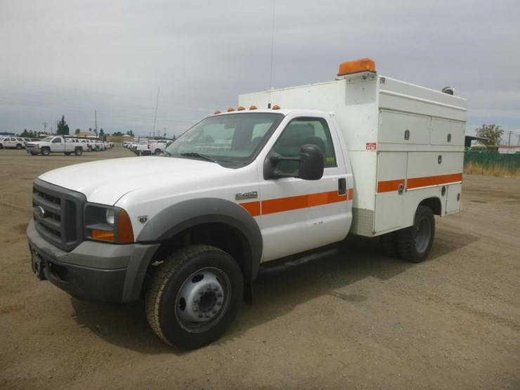 2005-ford-f450-image-1