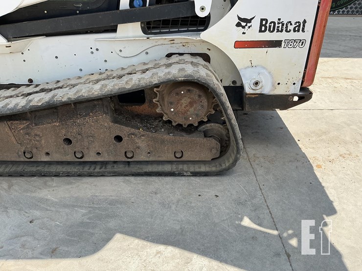 2016-bobcat-t870-image-9