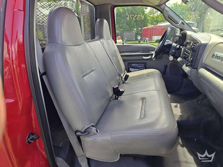 2005-ford-f350-image-24