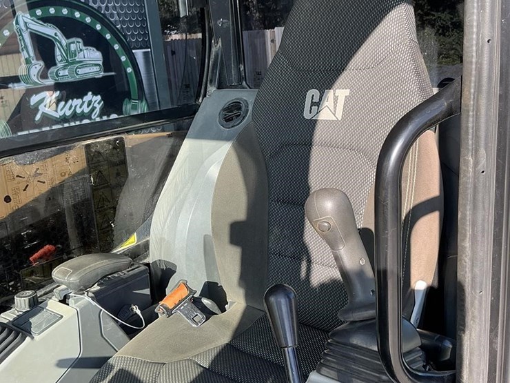 2021-caterpillar-306cr-image-13