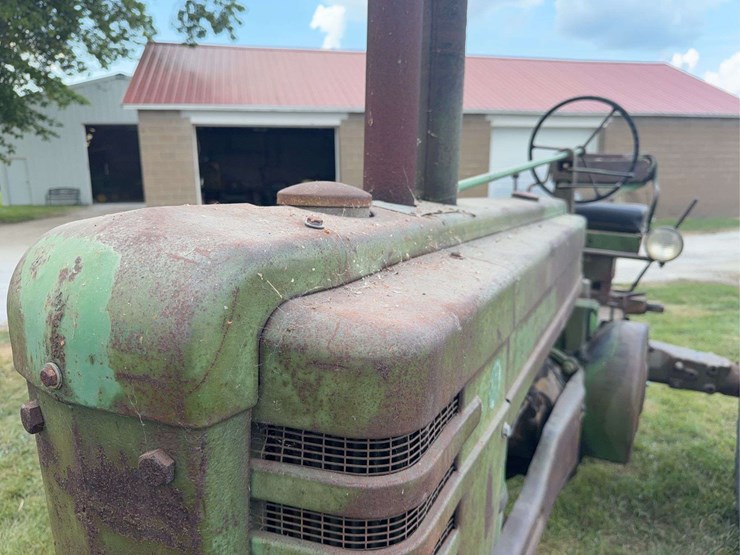 john-deere-b-image-10