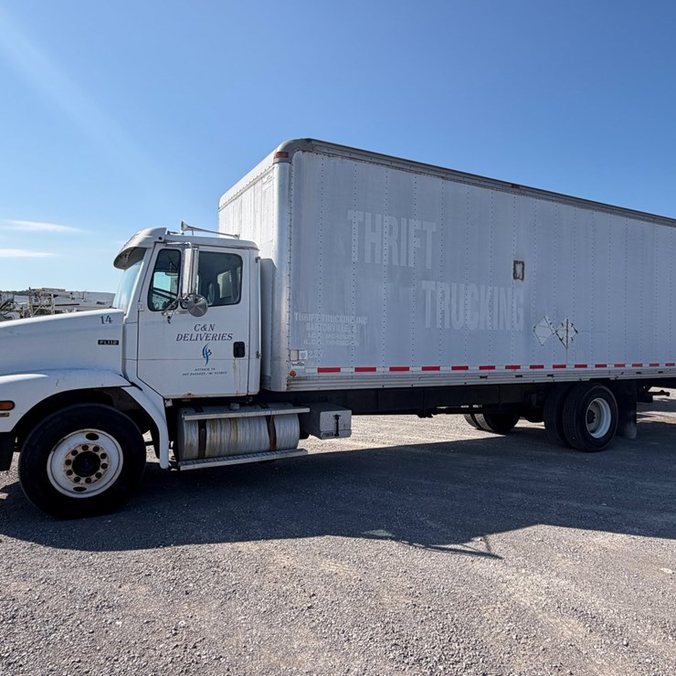1997 FREIGHTLINER FL112