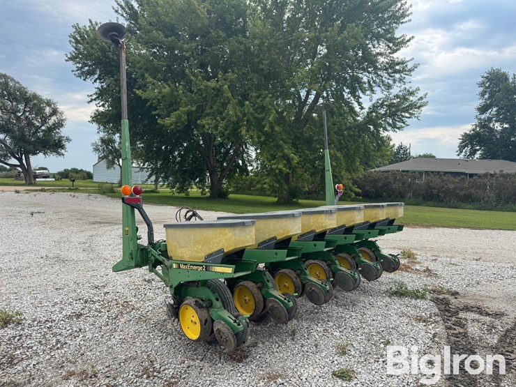 john-deere-7200-image-7