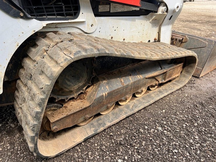 2019-bobcat-t770-image-18