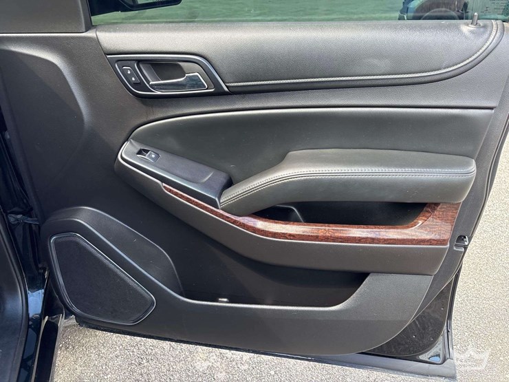 2015-gmc-yukon-image-23
