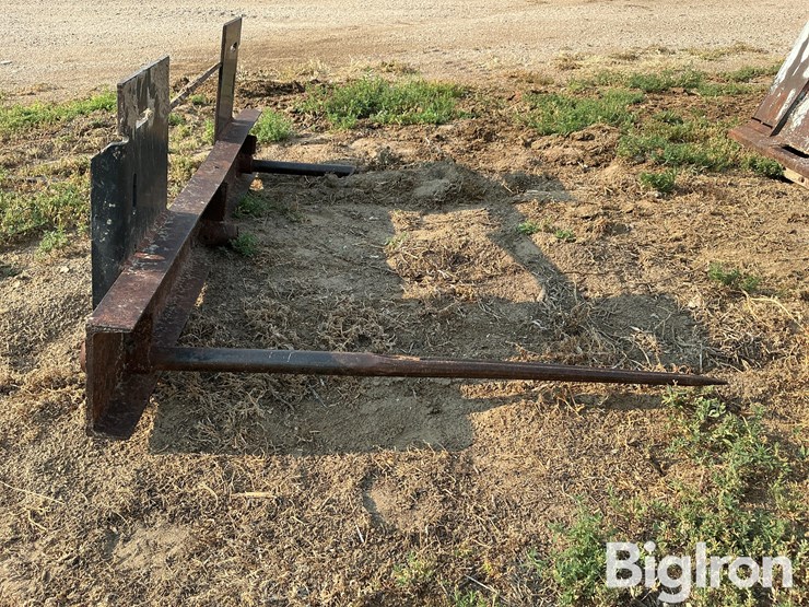 skid-steer-bale-spear-attachment-image-4