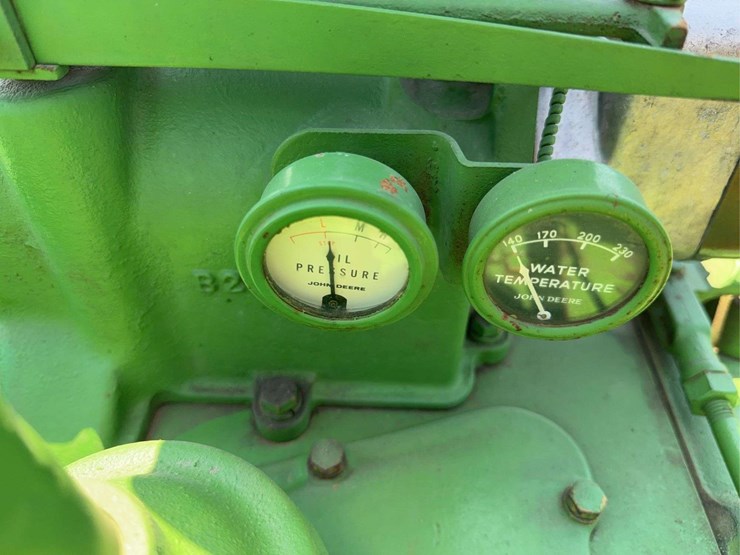 john-deere-b-image-33