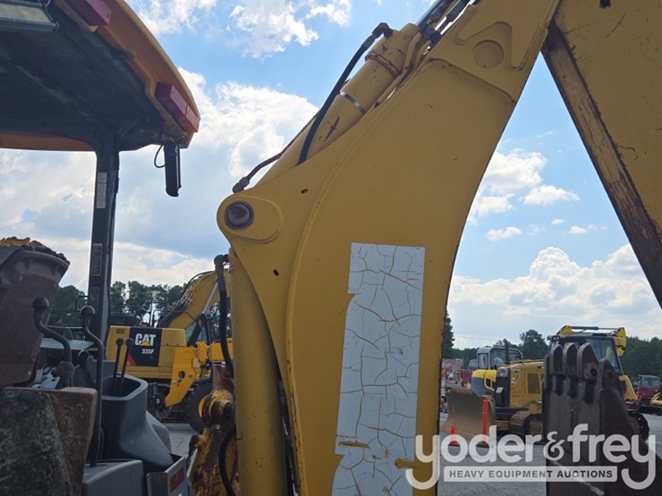 deere-310g-image-24