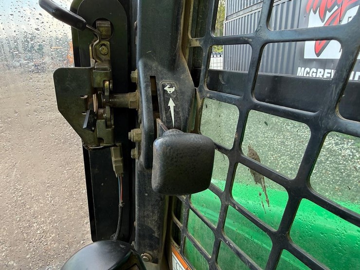 2013-bobcat-t650-image-22