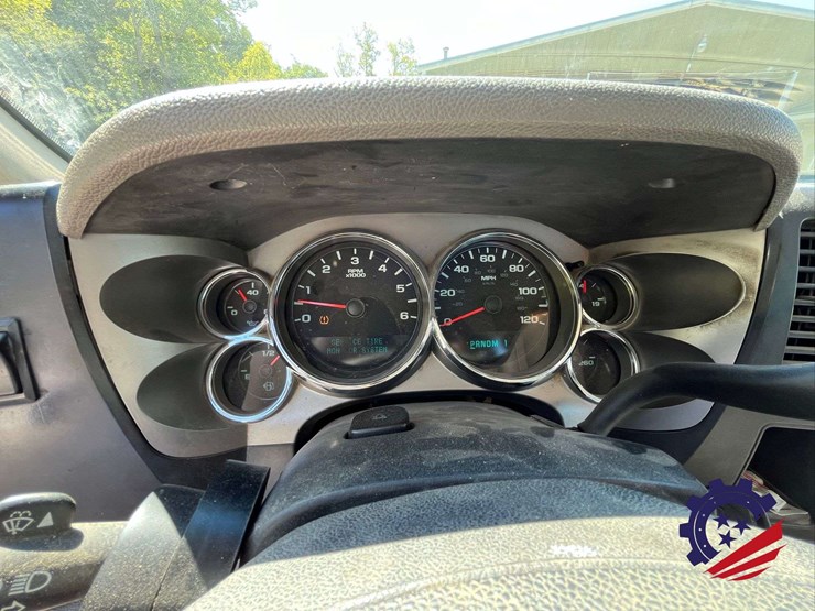 2009-chevrolet-silverado-2500-image-57