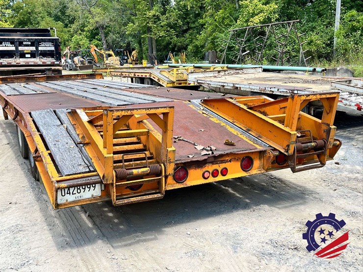 2013-better-built-22.5t-dual-t/a-equipment-trailer-image-23