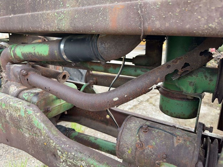 john-deere-b-image-18