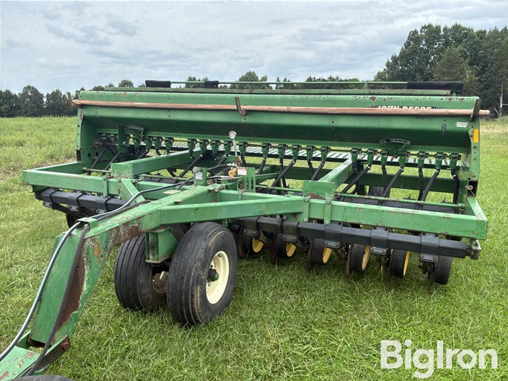 john-deere-750-image-2