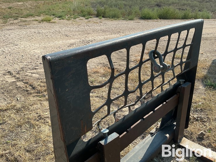 bobcat-pallet-forks-image-16