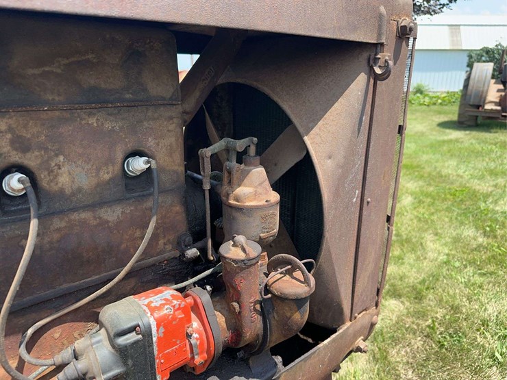 massey-ferguson-25-image-22