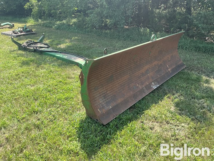 john-deere-10-image-3