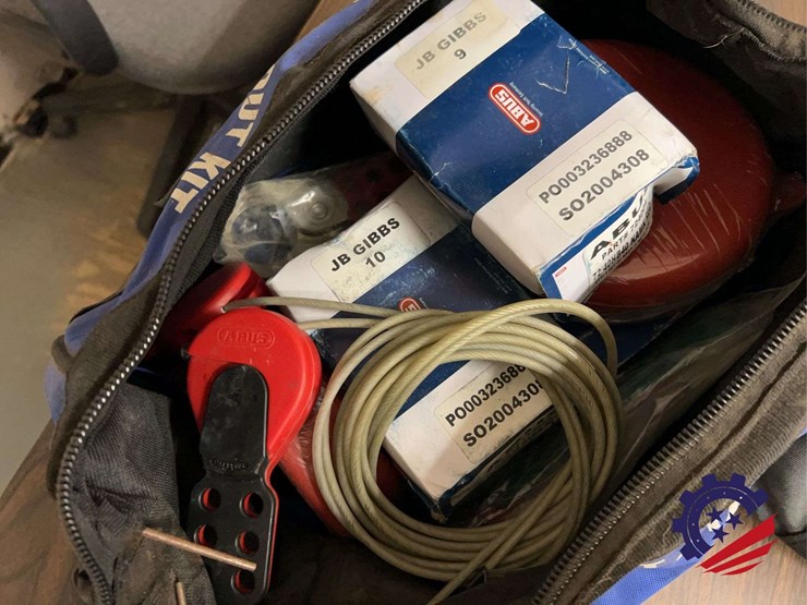 two-abus-lockout/tagout-kits-with-accessories-image-3