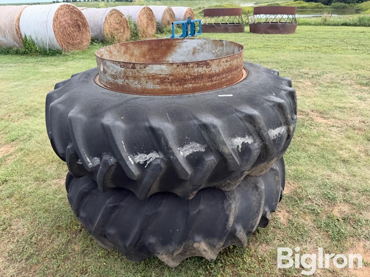 john-deere-4320-image-2