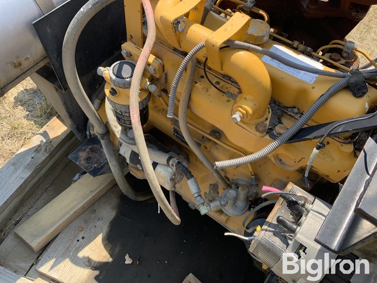 john-deere-300-image-14