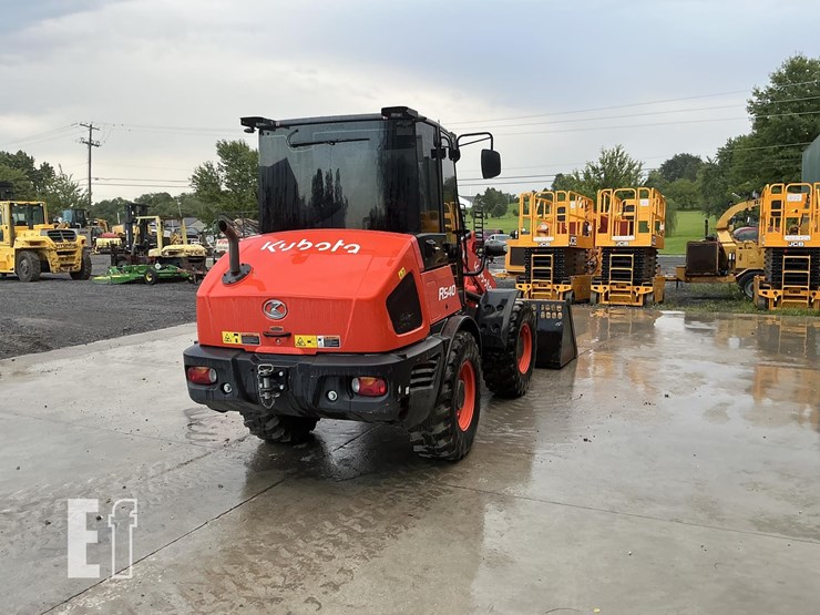2021-kubota-r540-image-4