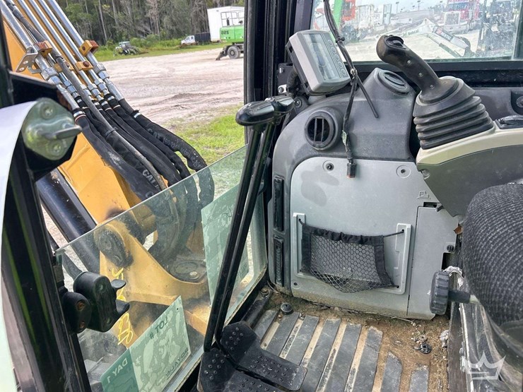 2018-caterpillar-305.5e2-image-16
