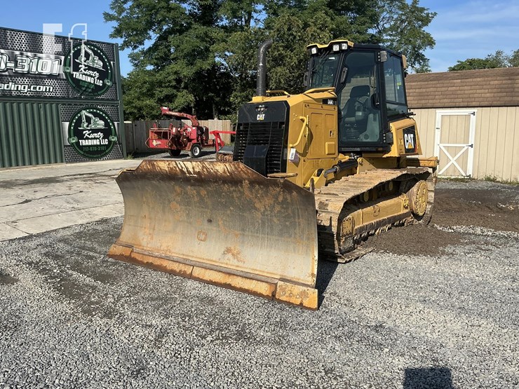 2019-caterpillar-d6k2-xl-image-8