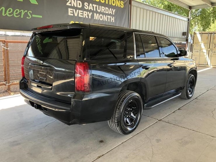 2019-chevrolet-tahoe-image-7