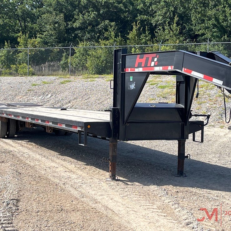 2026 HT T/A 40' GOOSENECK TRAILER
