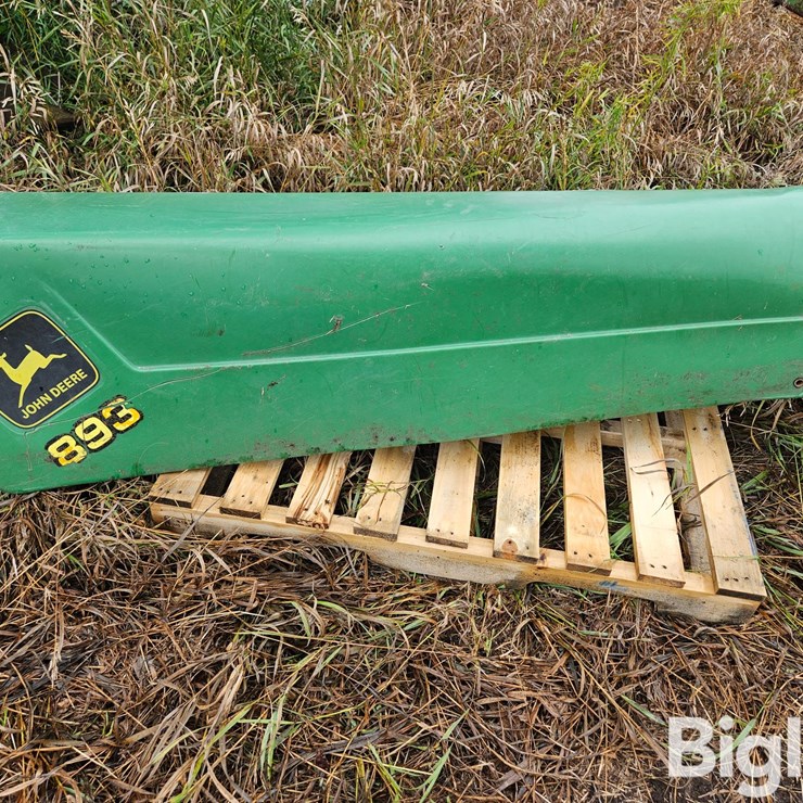 JOHN DEERE 893