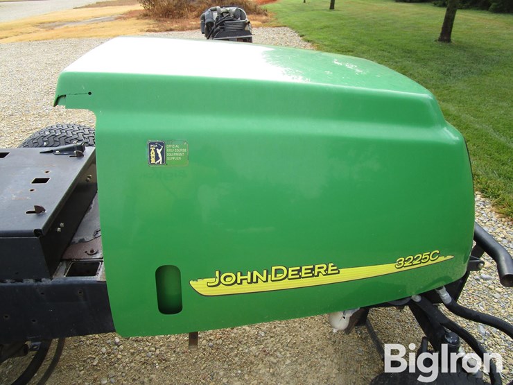 john-deere-3225c-image-9