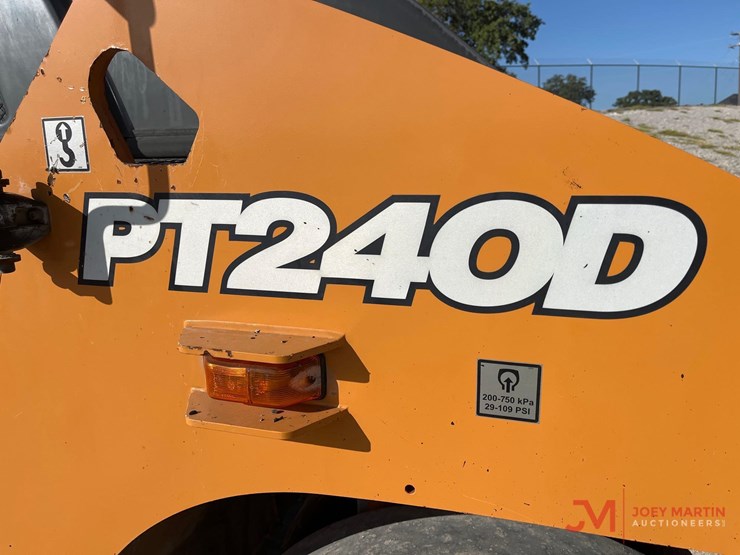 2023-case-pt240d-image-10