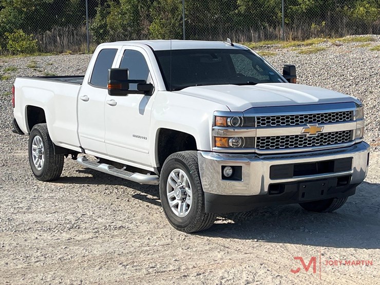 2019-chevrolet-2500-image-1