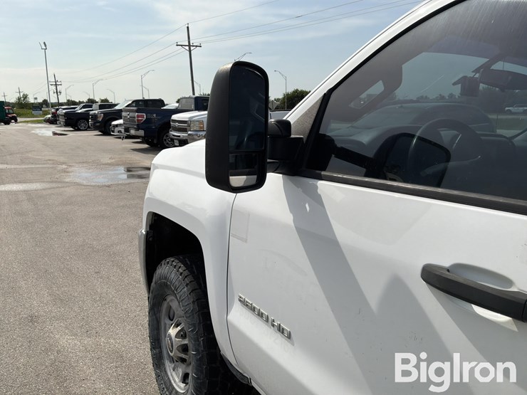 2019-chevrolet-silverado-2500-image-11