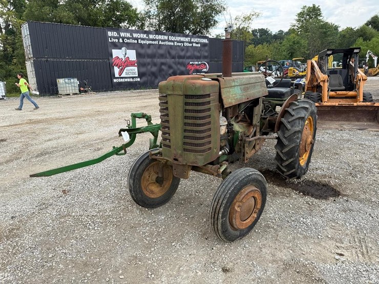 john-deere-m-image-3