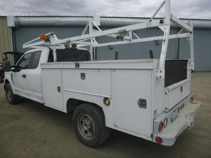 2017-ford-f350-image-4