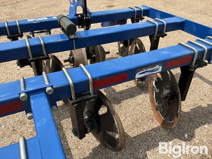 blu-jet-track-master-image-19