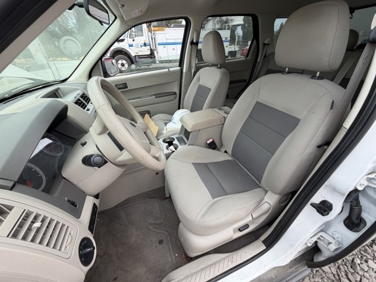 2008-ford-escape-hybrid-image-18
