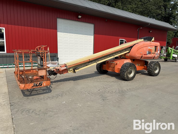 2004-jlg-600s-image-1